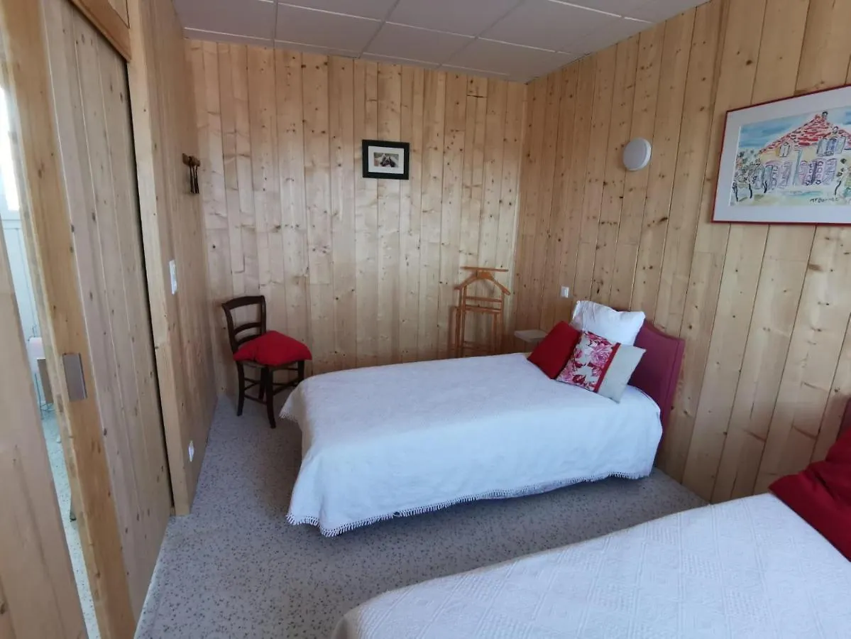 Holiday home Le Pigeonnier De Bouheben Villa Verlus